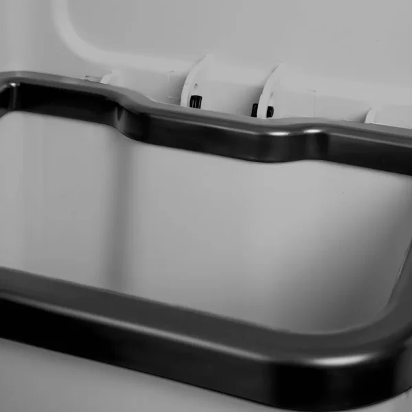 LIXEIRA COM PEDAL 25 LITROS - Imagem 4